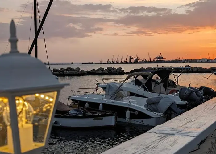 Aphrodite's Borgo * タラント